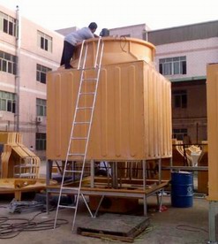 方型橫流HHR系列冷卻塔安裝現(xiàn)場 方型橫流HHR系列冷卻塔安裝現(xiàn)場